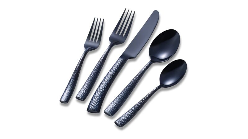 C Black Stainless Steel Hammered Flatware
